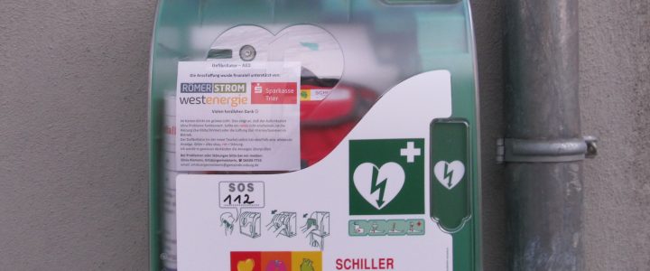 Defibrillator