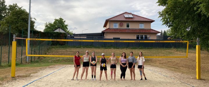 Beachvolleyballplatz – sommerfit & geöffnet