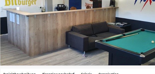 Geldspende für den Jugendraum